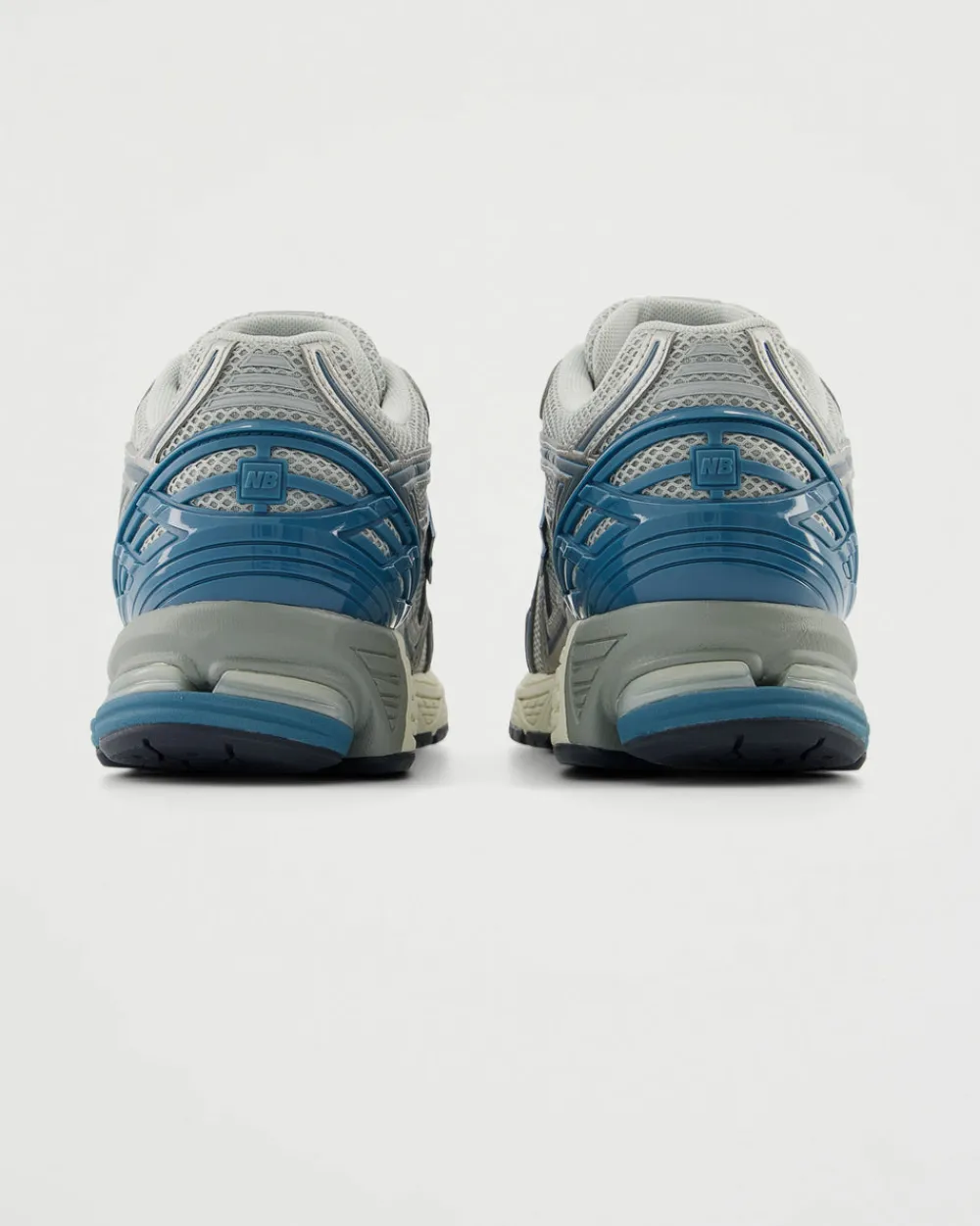New Balance 1906 REO Silver Metallic Best