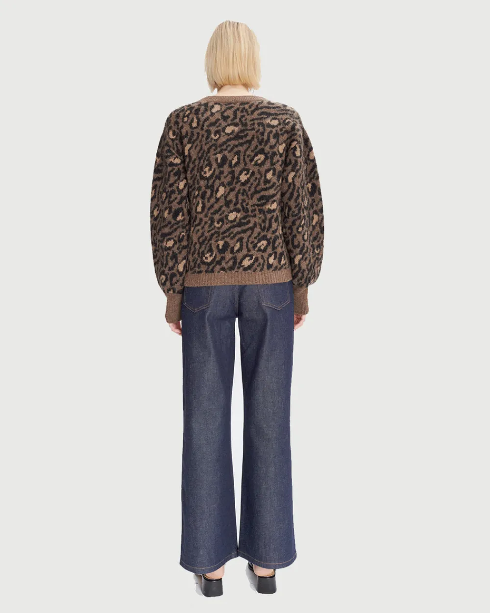 A.P.C. Pull Selena Brown Outlet