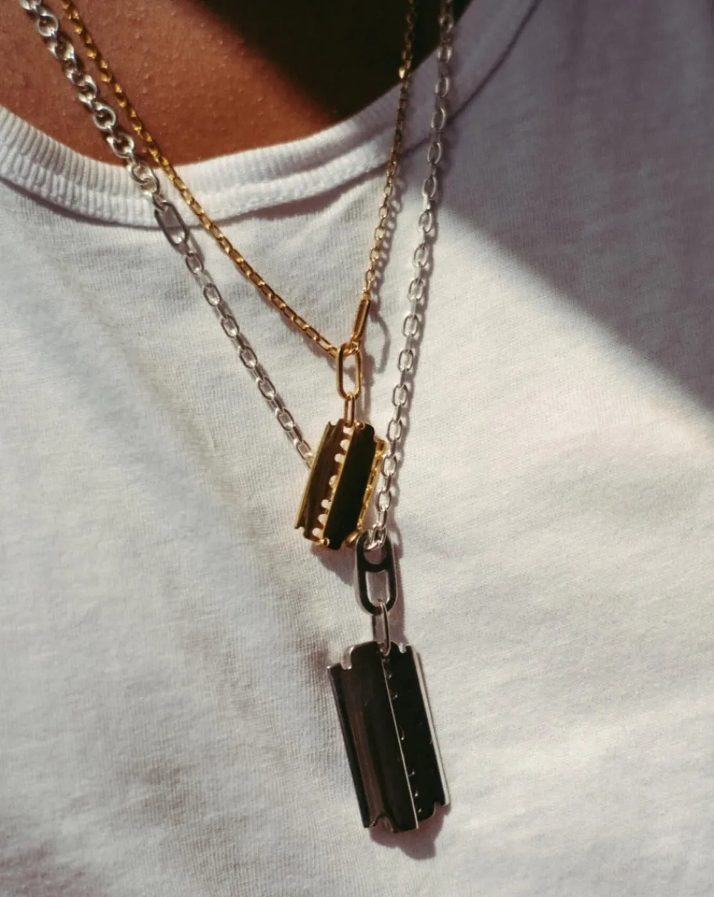 Hannah Martin London Razor Dog Tag Pendant (Small) Gold Hot