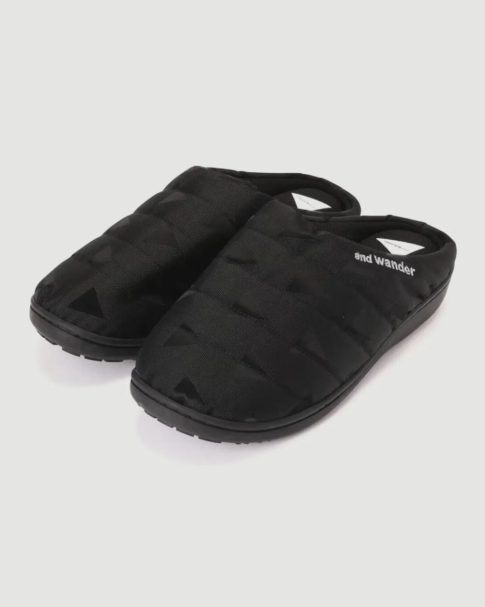 and wander SUBU x triangle JQ Permanent Sandal Hot